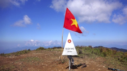 Trekking Ta Chi Nhu - Challenging Journey at an altitude of 2,979 m
