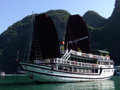 Activities on Ha Long Bay